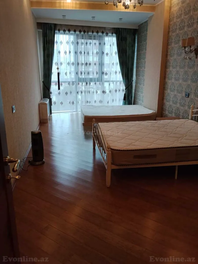 Kirayə verilir 4 otaqlı Mənzil Yeni tikili 220 m² Nizami m. - şəkil 11