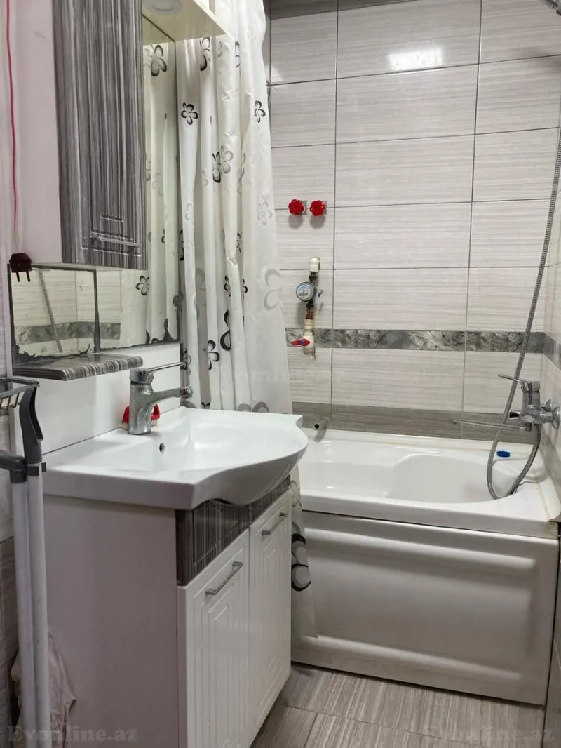 Kirayə verilir 3 otaqlı Mənzil Yeni tikili 70 m² Nəsimi r. - şəkil 13