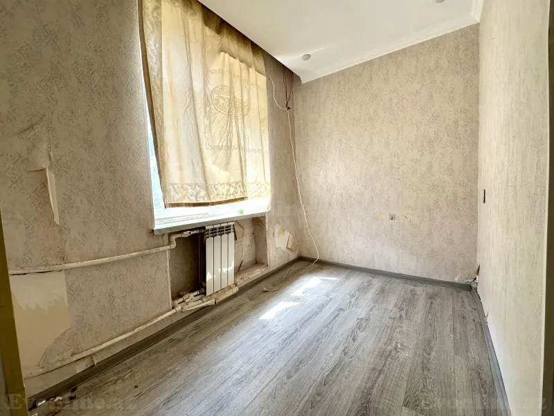 Satılır 2 otaqlı Mənzil Köhnə tikili 35 m² Qara Qarayev m. - şəkil 4