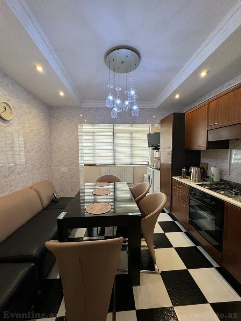Kirayə verilir 2 otaqlı Mənzil Köhnə tikili 70 m² 28 May m. - şəkil 6