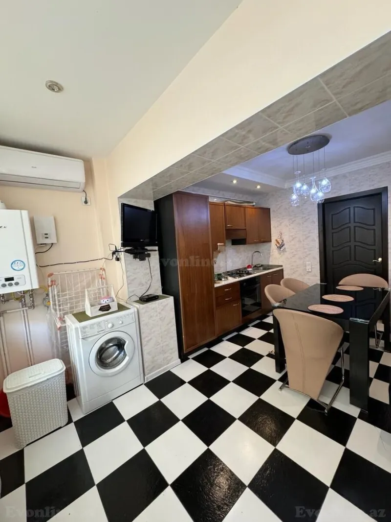 Kirayə verilir 2 otaqlı Mənzil Köhnə tikili 70 m² 28 May m. - şəkil 8