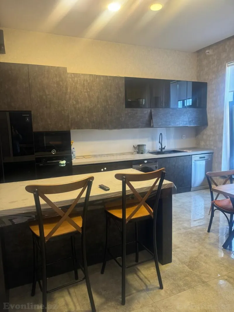 Satılır 5 otaqlı Həyət evi 200 m² Mərdəkan - şəkil 23