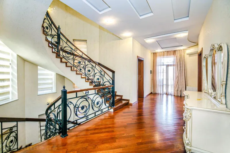 Kirayə verilir 6 otaqlı Həyət evi 600 m² Badamdar - şəkil 19