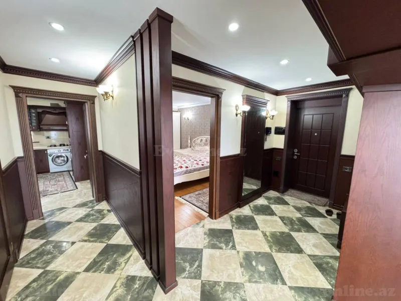 Kirayə verilir 2 otaqlı Mənzil Köhnə tikili 100 m² Səbail r. - şəkil 5