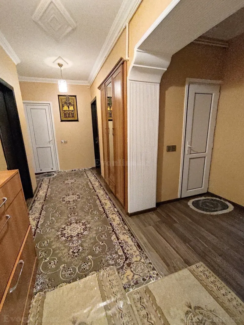 Satılır 4 otaqlı Mənzil Yeni tikili 105 m² Xətai r. - şəkil 3