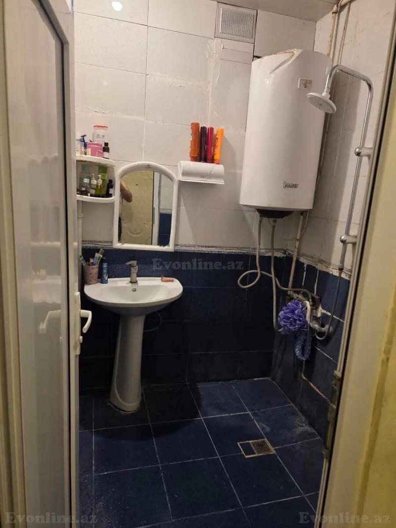Kirayə verilir 2 otaqlı Mənzil Köhnə tikili 45 m² Memar Əcəmi m. - şəkil 6