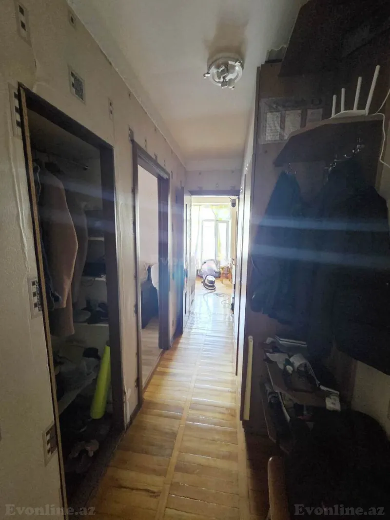 Satılır 2 otaqlı Mənzil Köhnə tikili 60 m² Qara Qarayev m. - şəkil 4