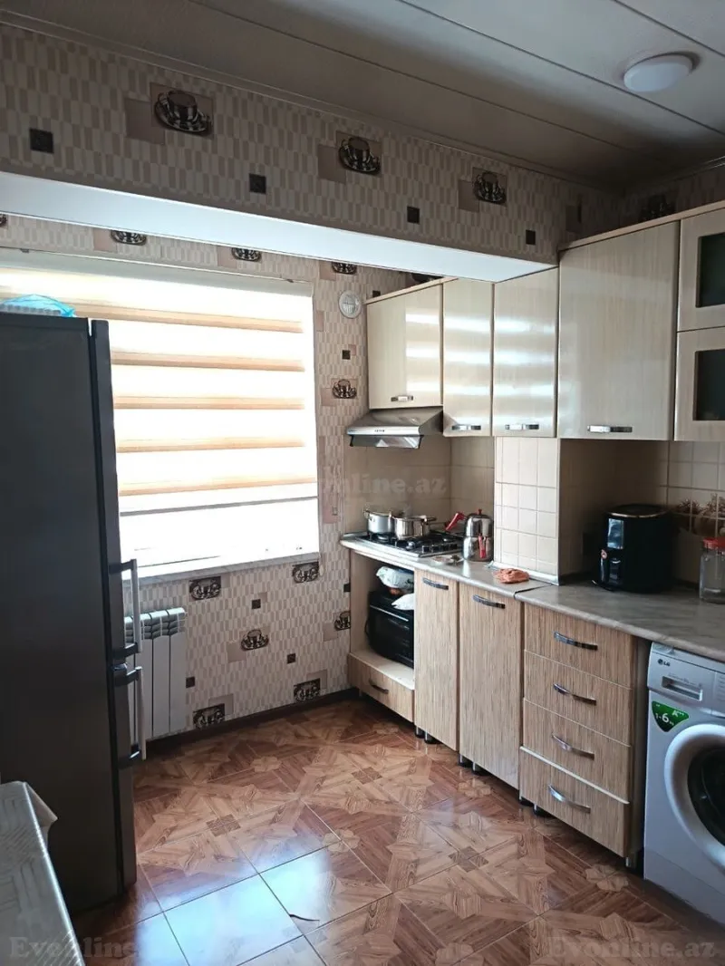 Satılır 3 otaqlı Mənzil Köhnə tikili 100 m² Neftçilər m. - şəkil 12