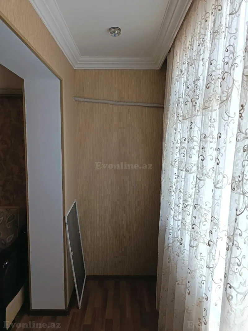 Satılır 3 otaqlı Mənzil Köhnə tikili 100 m² Neftçilər m. - şəkil 24