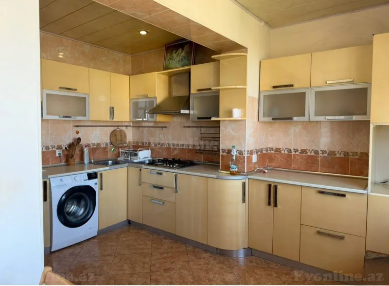 Kirayə verilir 4 otaqlı Mənzil Köhnə tikili 140 m² Xalqlar Dostluğu m. - şəkil 10