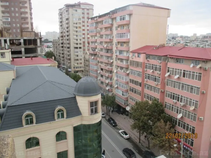 Kirayə verilir 3 otaqlı Mənzil Yeni tikili 154 m² Nəsimi r. - şəkil 2