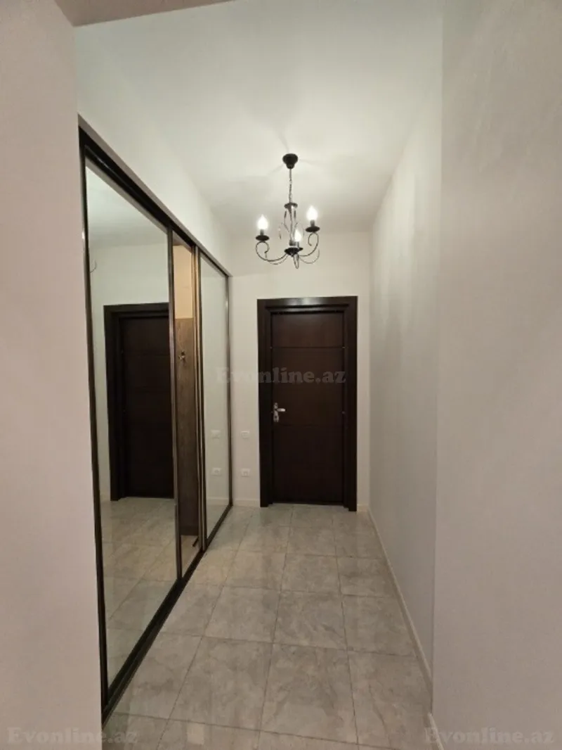 Kirayə verilir 4 otaqlı Mənzil Yeni tikili 200 m² İnşaatçılar m. - şəkil 14