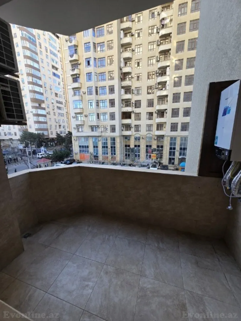 Kirayə verilir 4 otaqlı Mənzil Yeni tikili 200 m² İnşaatçılar m. - şəkil 15