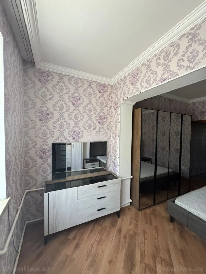 Kirayə verilir 2 otaqlı Mənzil Köhnə tikili 61 m² Nəsimi m. - şəkil 2