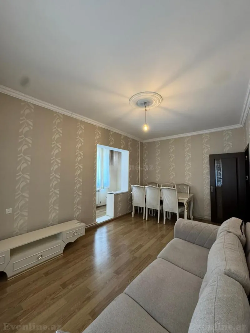 Satılır 2 otaqlı Mənzil Köhnə tikili 65 m² Binəqədi r. - şəkil 2