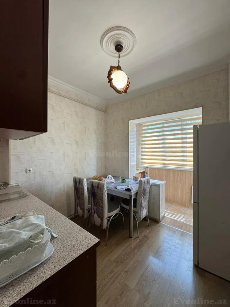 Satılır 2 otaqlı Mənzil Köhnə tikili 65 m² Binəqədi r. - şəkil 8