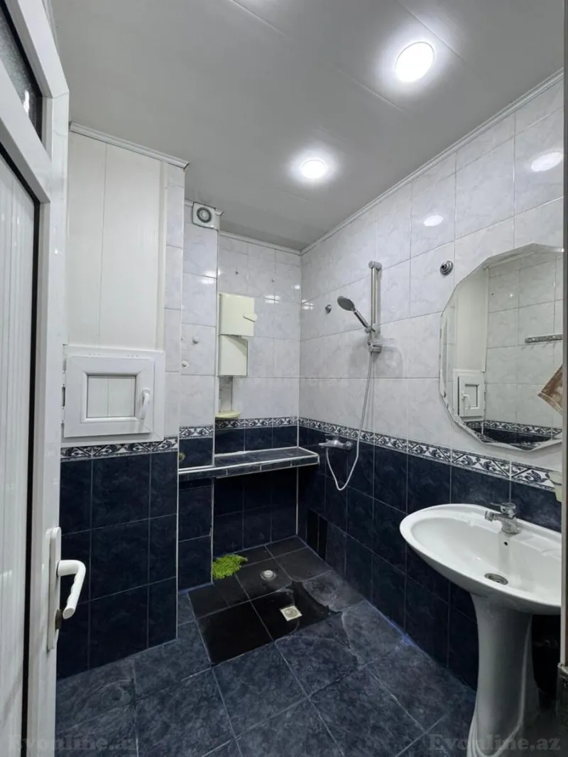 Satılır 2 otaqlı Mənzil Köhnə tikili 65 m² Binəqədi r. - şəkil 10