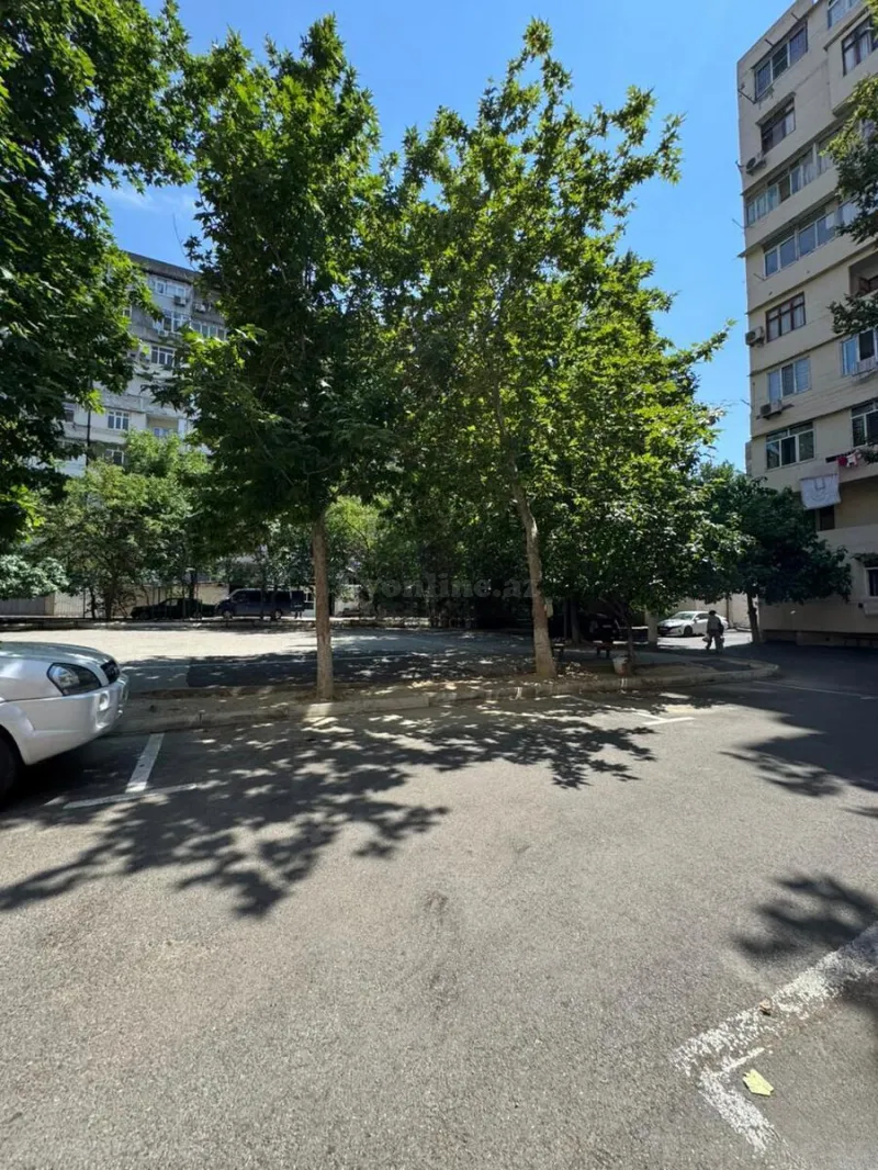 Satılır 2 otaqlı Mənzil Köhnə tikili 65 m² Binəqədi r. - şəkil 14