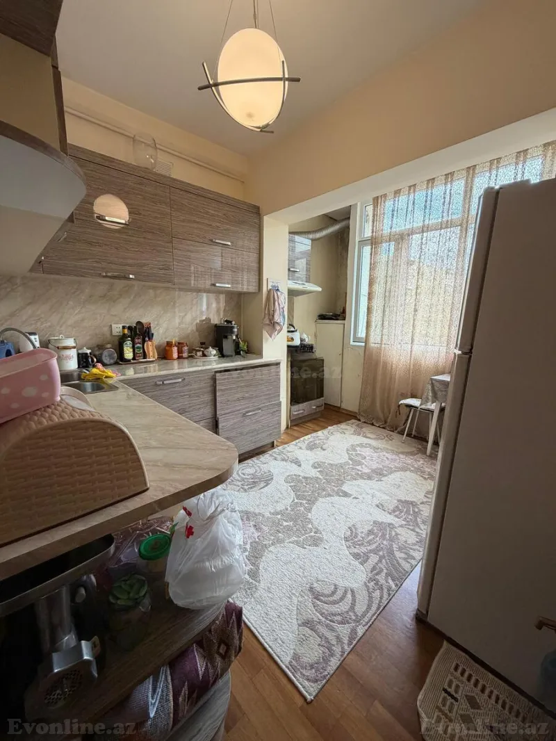 Satılır 3 otaqlı Mənzil Köhnə tikili 85 m² Xalqlar Dostluğu m. - şəkil 3