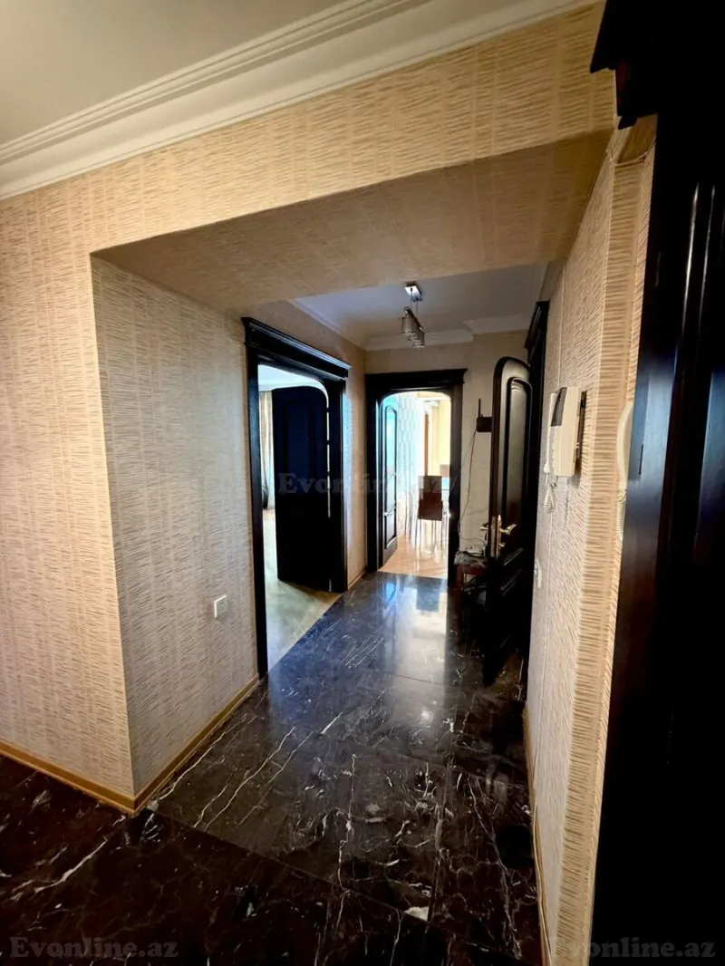 Satılır 3 otaqlı Mənzil Köhnə tikili 115 m² Yasamal r. - şəkil 9