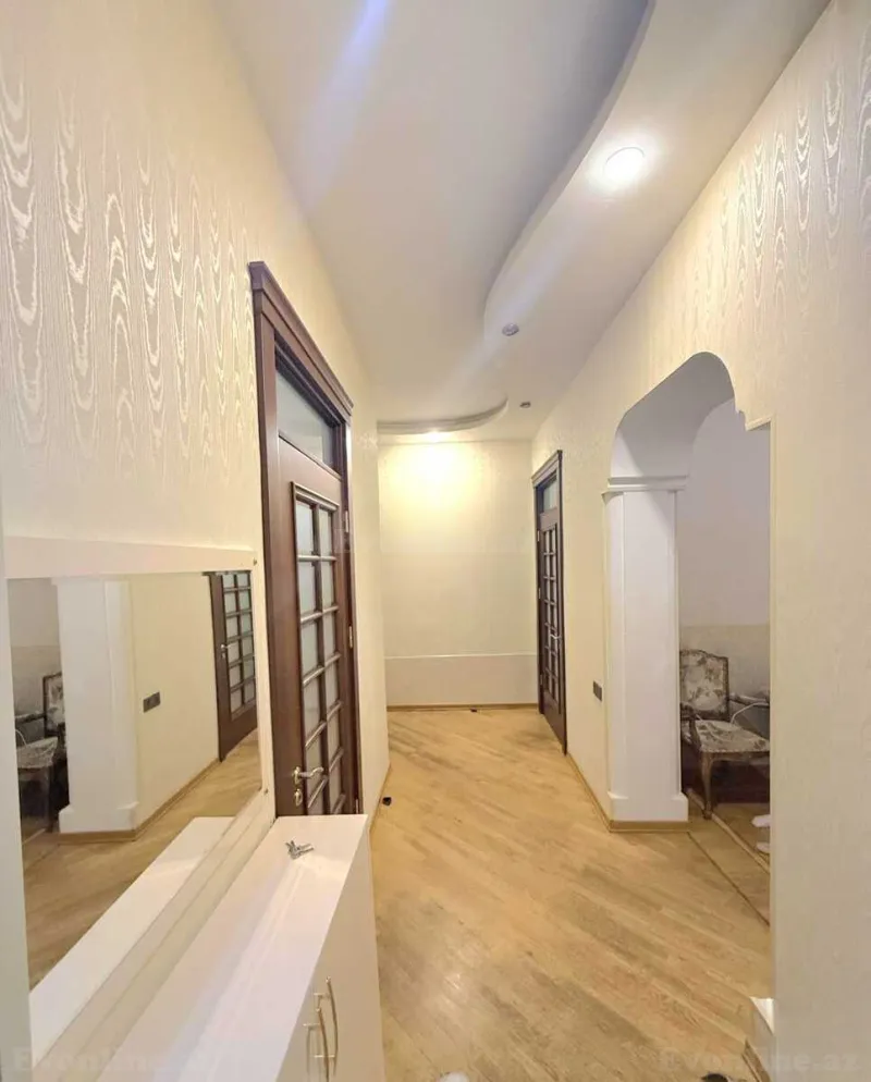 Kirayə verilir 3 otaqlı Mənzil Köhnə tikili 73 m² Nərimanov r. - şəkil 6
