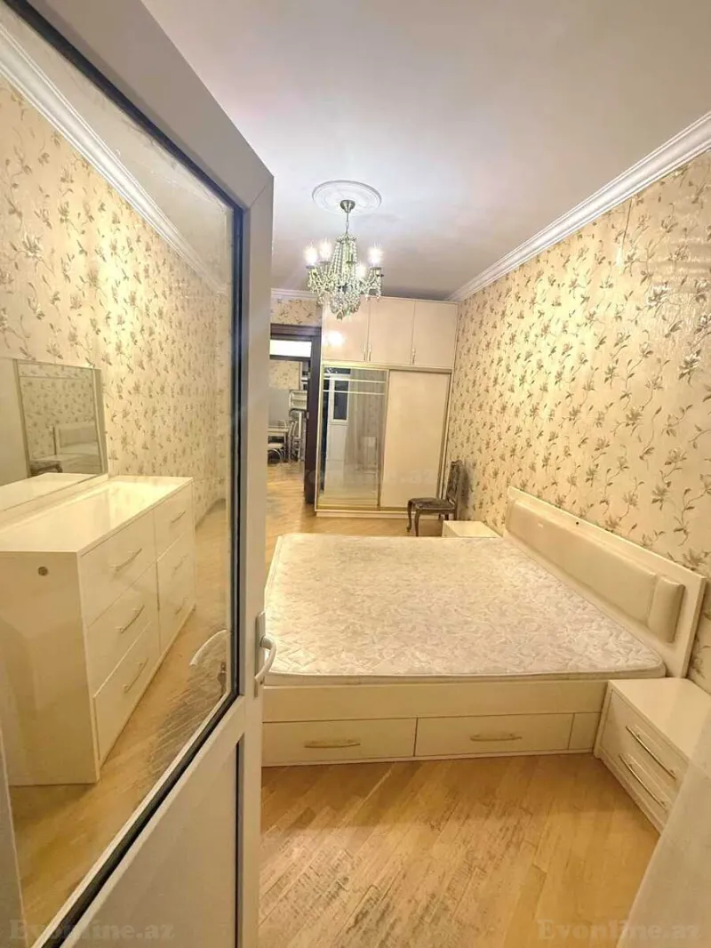 Kirayə verilir 3 otaqlı Mənzil Köhnə tikili 73 m² Nərimanov r. - şəkil 7