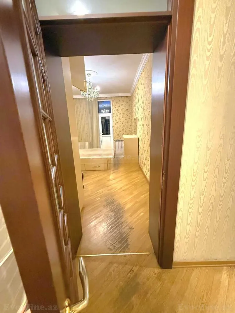 Kirayə verilir 3 otaqlı Mənzil Köhnə tikili 73 m² Nərimanov r. - şəkil 12