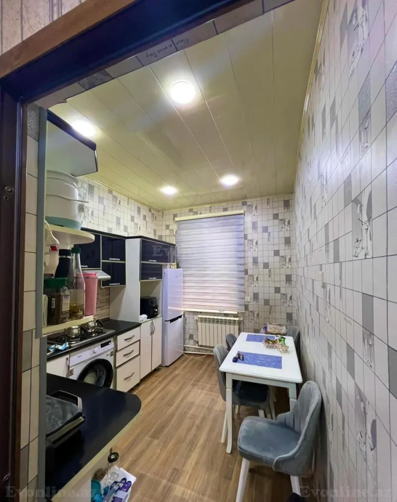 Satılır 2 otaqlı Mənzil Köhnə tikili 75 m² Xətai r. - şəkil 3