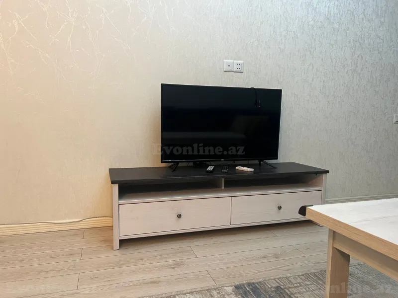 Kirayə verilir 2 otaqlı Mənzil Yeni tikili 75 m² Xətai r. - şəkil 2