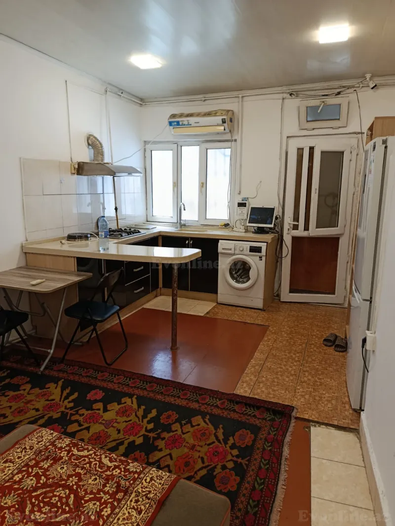Kirayə verilir 1 otaqlı Mənzil Köhnə tikili 45 m² 28 May m.