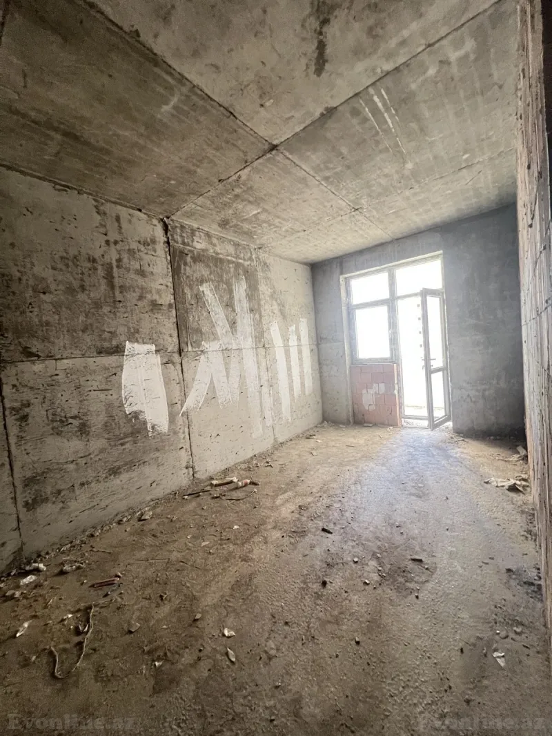 1 otaqlı Mənzil 51 m² İnşaatçılar m. Satılır