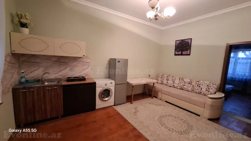 Kirayə verilir 2 otaqlı Həyət evi 5.5 m² Xırdalan