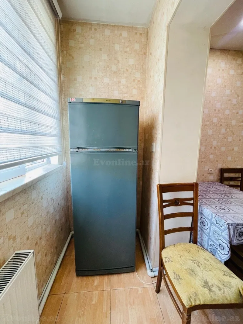 Kirayə verilir 4 otaqlı Mənzil Köhnə tikili 11 m² İnşaatçılar m. - şəkil 12
