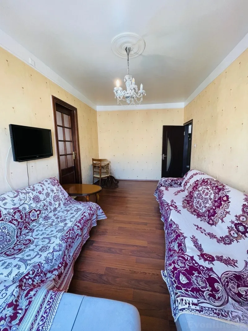 Kirayə verilir 4 otaqlı Mənzil Köhnə tikili 11 m² İnşaatçılar m. - şəkil 17