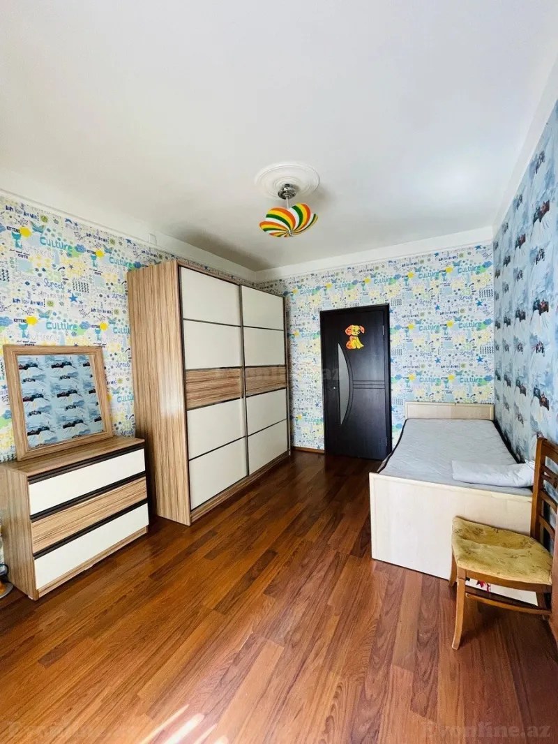 Kirayə verilir 4 otaqlı Mənzil Köhnə tikili 11 m² İnşaatçılar m. - şəkil 24