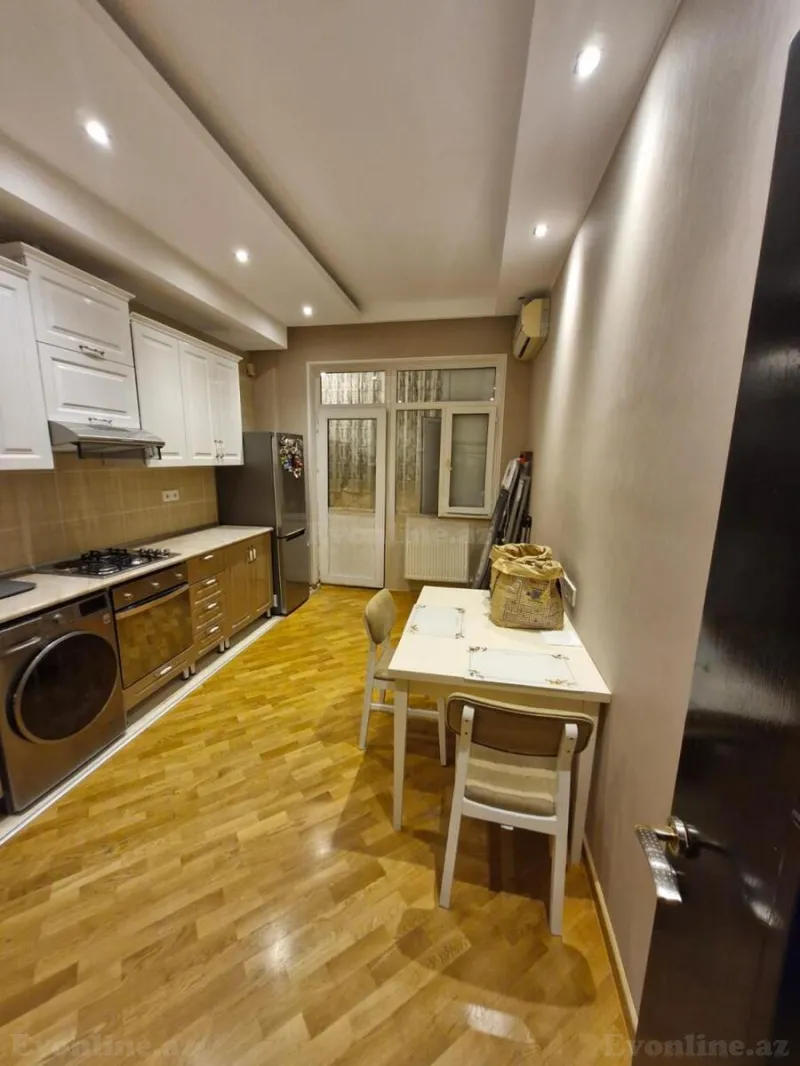 Kirayə verilir 2 otaqlı Mənzil Yeni tikili 86 m² Nəsimi r. - şəkil 10