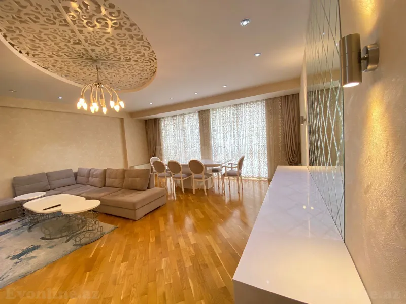 Kirayə verilir 4 otaqlı Mənzil Yeni tikili 200 m² Nizami m. - şəkil 12