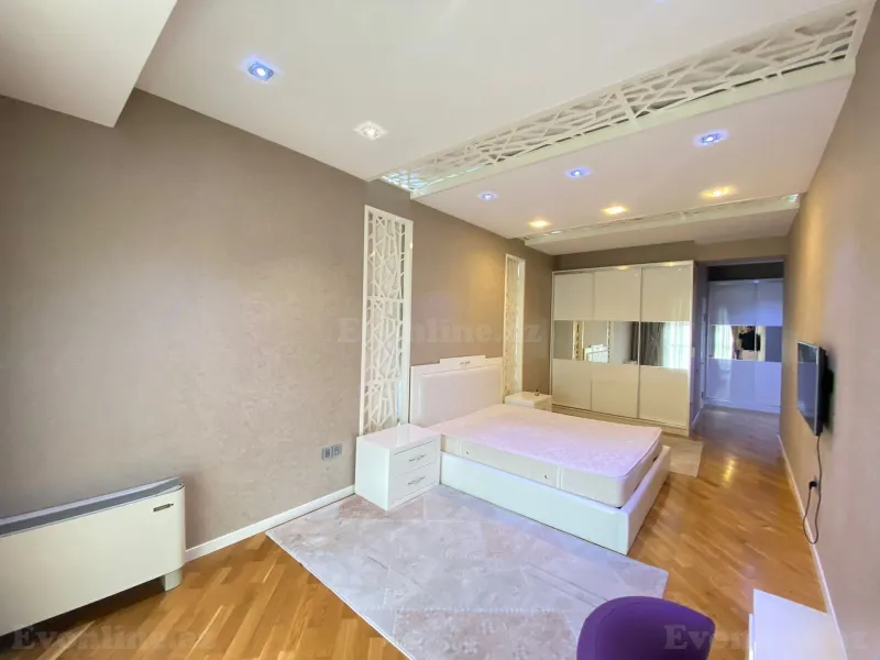 Kirayə verilir 4 otaqlı Mənzil Yeni tikili 200 m² Nizami m. - şəkil 15