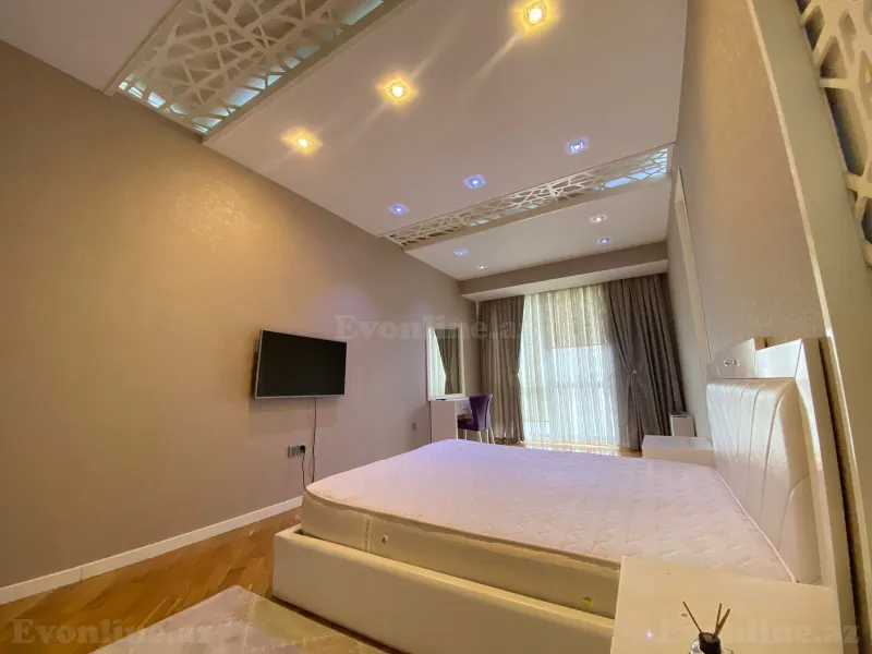 Kirayə verilir 4 otaqlı Mənzil Yeni tikili 200 m² Nizami m. - şəkil 18