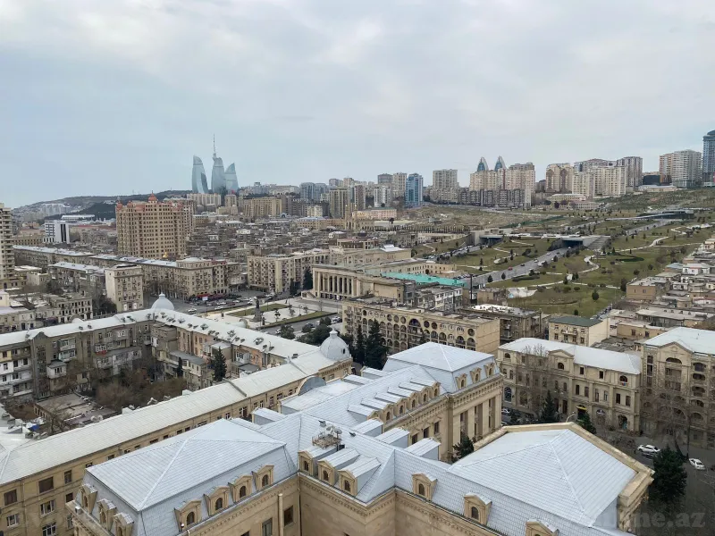 Kirayə verilir 4 otaqlı Mənzil Yeni tikili 200 m² Nizami m. - şəkil 22