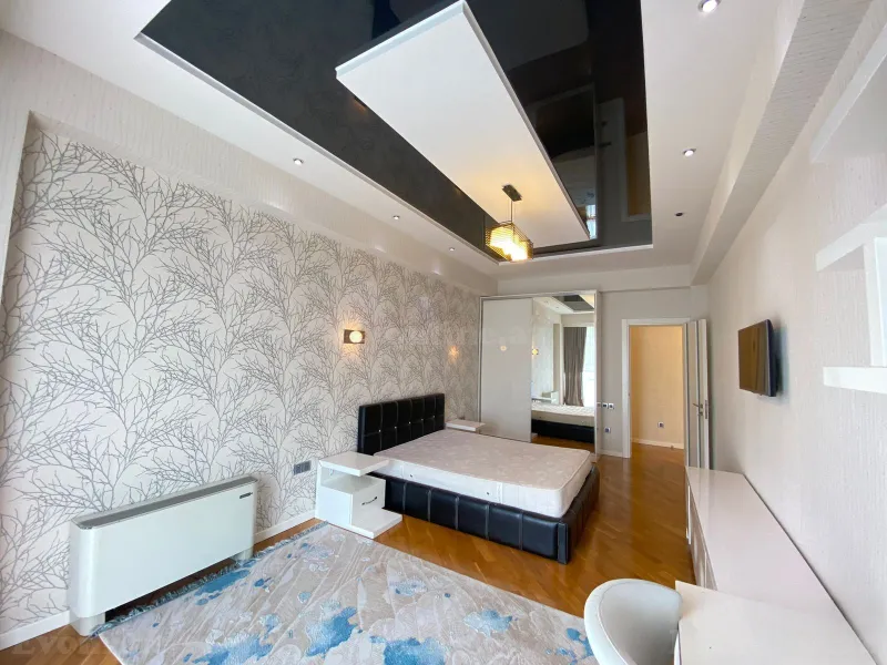 Kirayə verilir 4 otaqlı Mənzil Yeni tikili 200 m² Nizami m. - şəkil 29