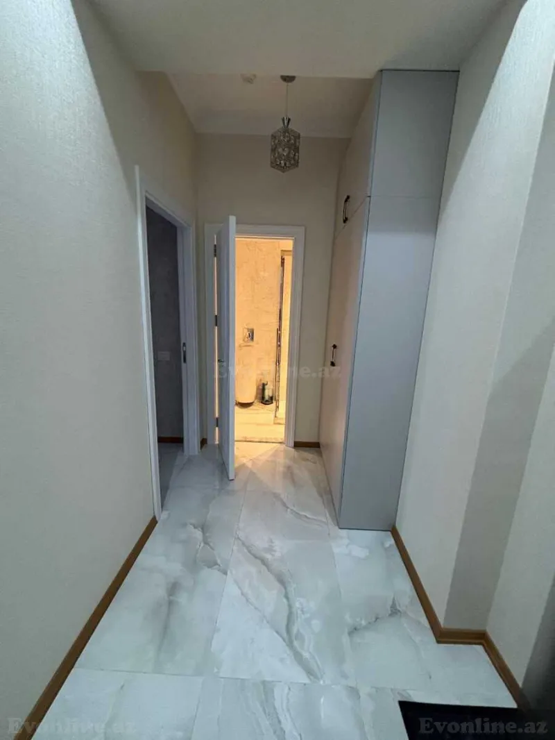 Kirayə verilir 2 otaqlı Mənzil Yeni tikili 70 m² Neftçilər m. - şəkil 14