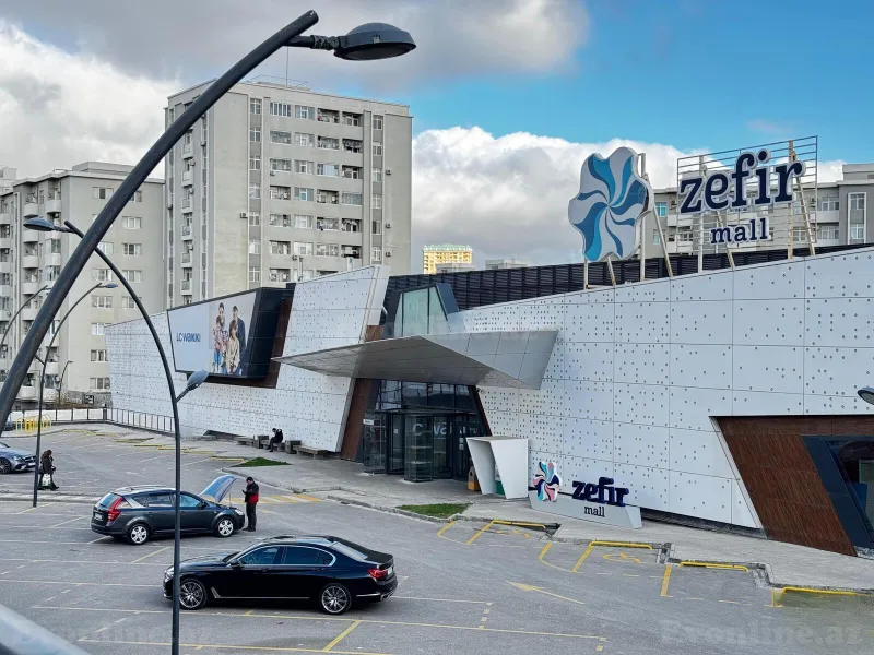 3 otaqlı Mənzil 88 m² Elmlər Akademiyası m. Satılır