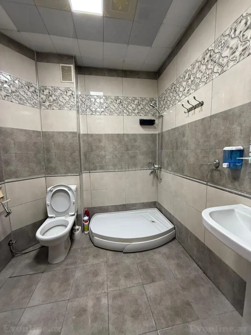 Satılır 2 otaqlı Mənzil Köhnə tikili 50 m² Gənclik m. - şəkil 12