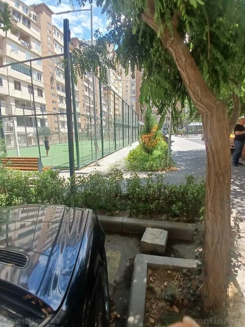 Satılır 5 otaqlı Mənzil Köhnə tikili 130 m² Elmlər Akademiyası m. - şəkil 12