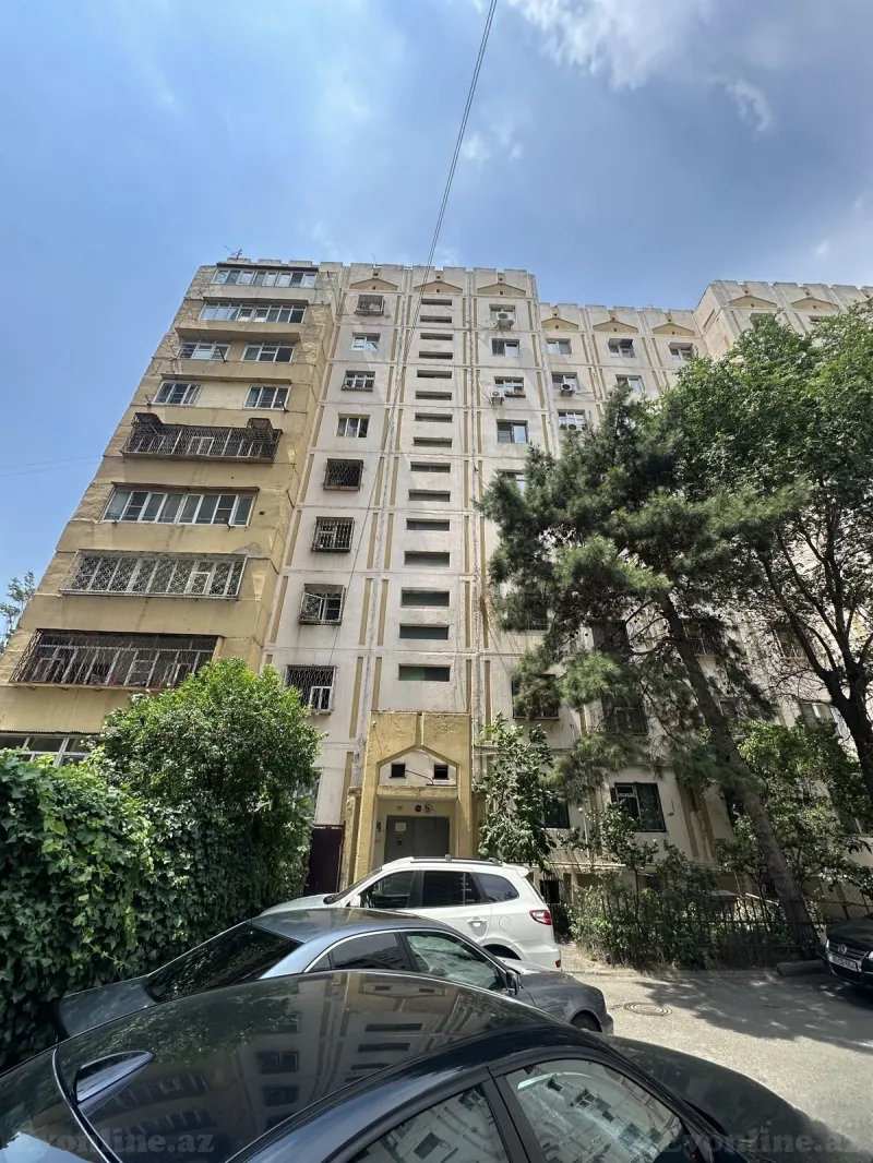Satılır 2 otaqlı Mənzil Köhnə tikili 51 m² 8 Noyabr m. - şəkil 2
