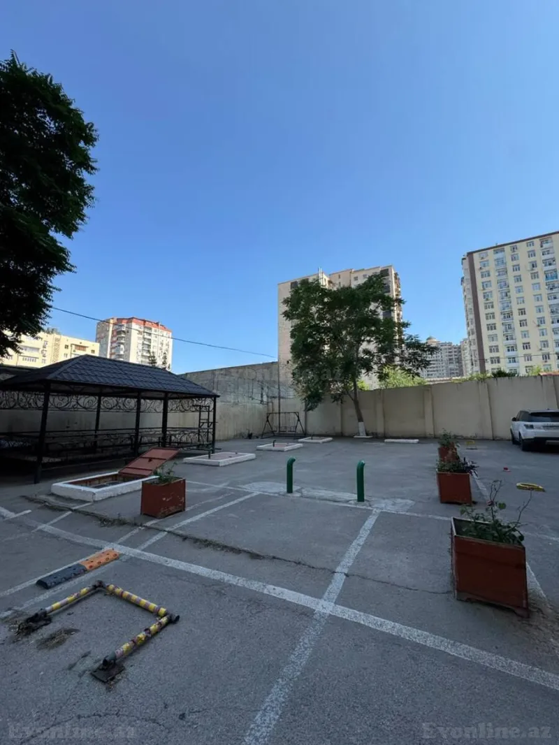 Satılır 4 otaqlı Mənzil Yeni tikili 227 m² Elmlər Akademiyası m. - şəkil 13