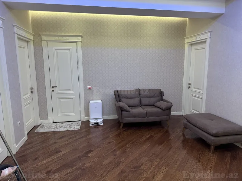 Satılır 3 otaqlı Mənzil Yeni tikili 136 m² İnşaatçılar m. - şəkil 2