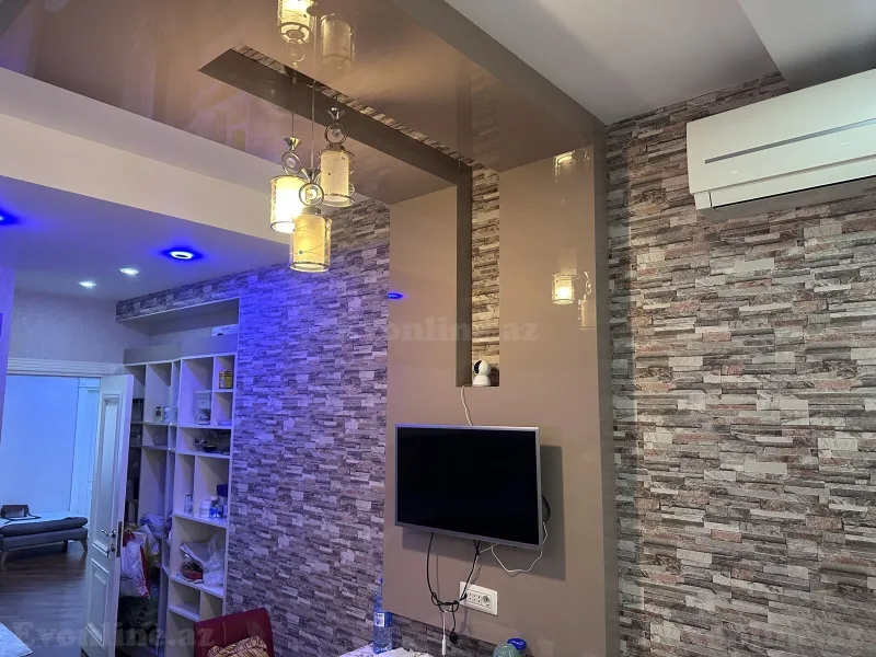 Satılır 3 otaqlı Mənzil Yeni tikili 136 m² İnşaatçılar m. - şəkil 6