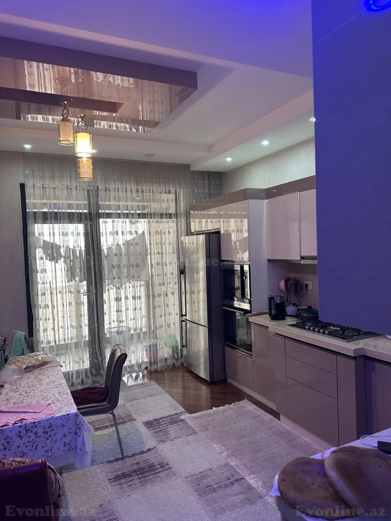Satılır 3 otaqlı Mənzil Yeni tikili 136 m² İnşaatçılar m. - şəkil 7
